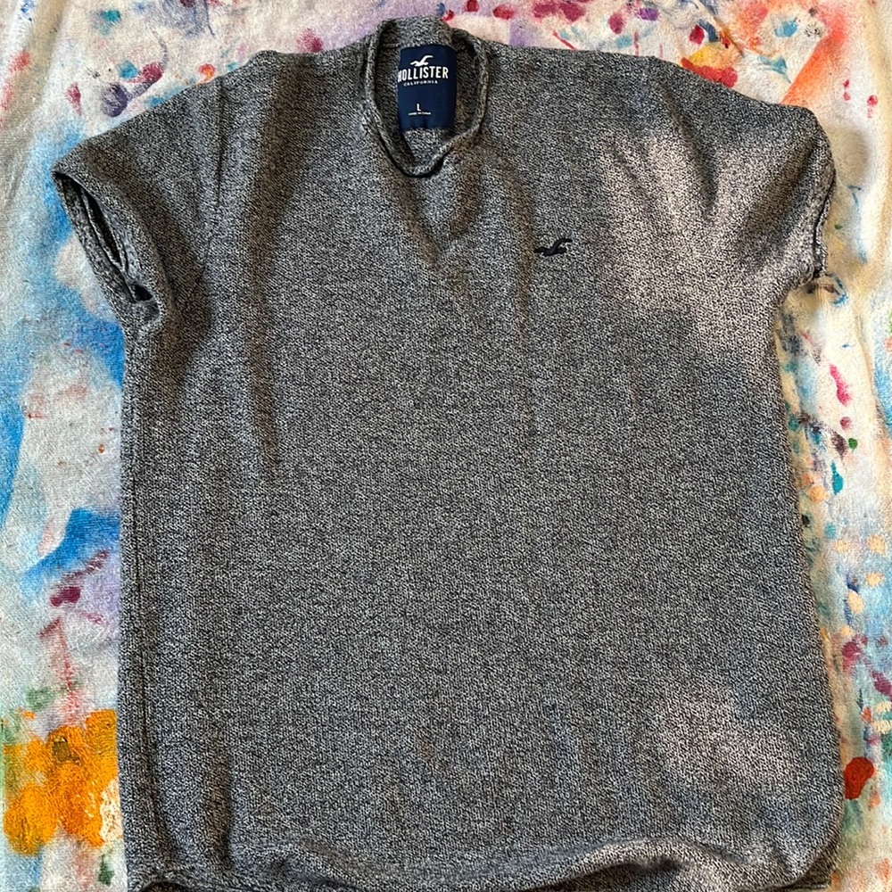 Hollister Tee